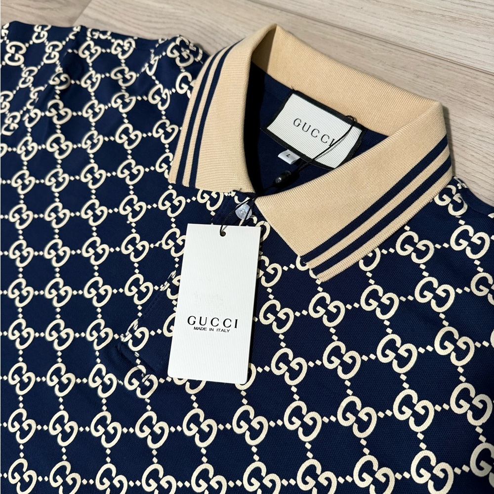 Gucci Men's Polo in Navy and Cream